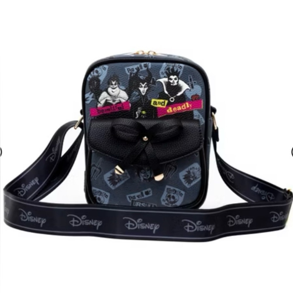 NWT Wondapop Disney The Villians Bag
